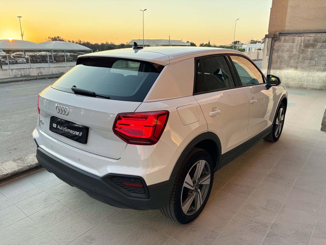 AUDI Q2 30 TDI Business CERCHI DA18 - 5