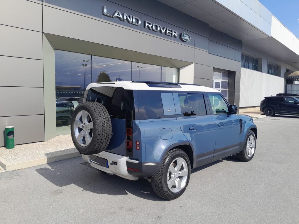 LAND ROVER Defender 3.0D I6 250 110 SE AWD auto. - 8