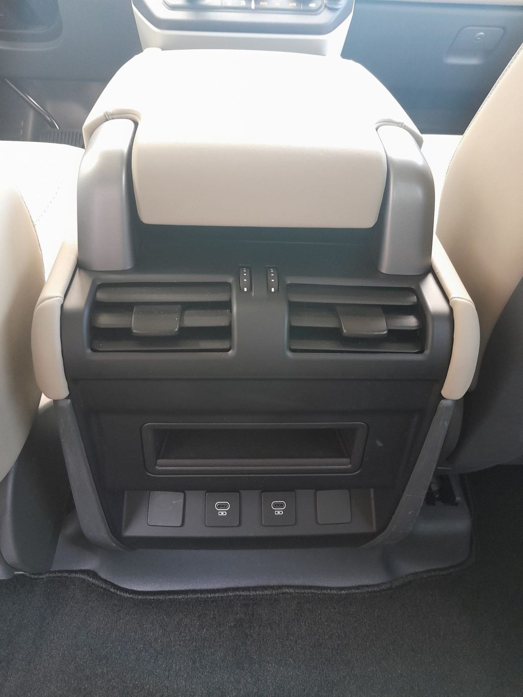 LAND ROVER Defender 3.0D I6 250 110 SE AWD auto. - 25