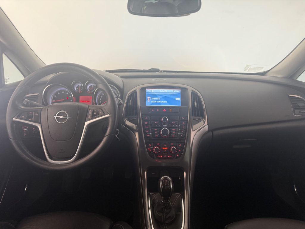 OPEL Astra 1.4 Turbo 140CV 5 porte Cosmo - 16