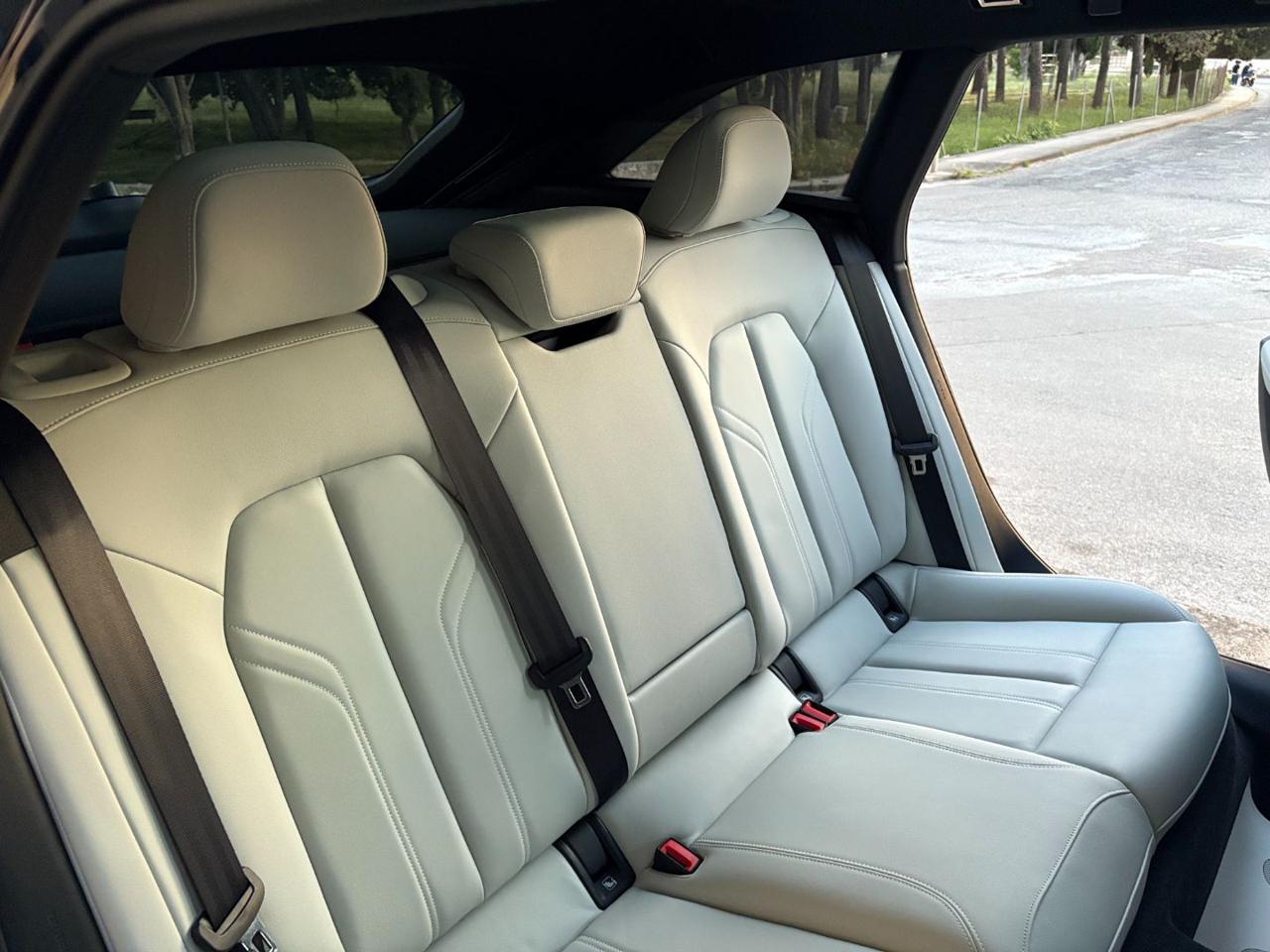 AUDI A6 Avant TDI 150 kW S tronic quattro S line edition TETTO. - 12