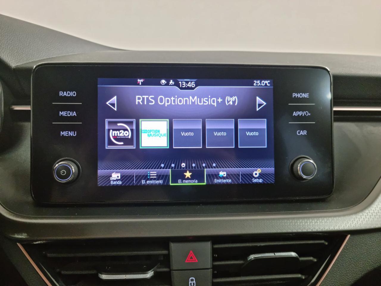 SKODA Kamiq 1.5 TSI ACT DSG Black Dots - 31