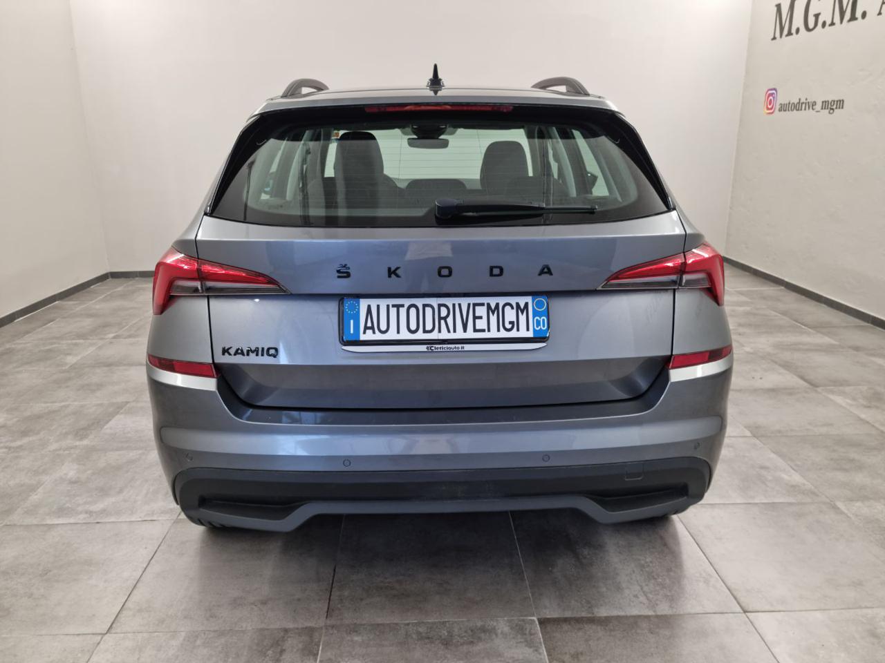 SKODA Kamiq 1.5 TSI ACT DSG Black Dots - 3
