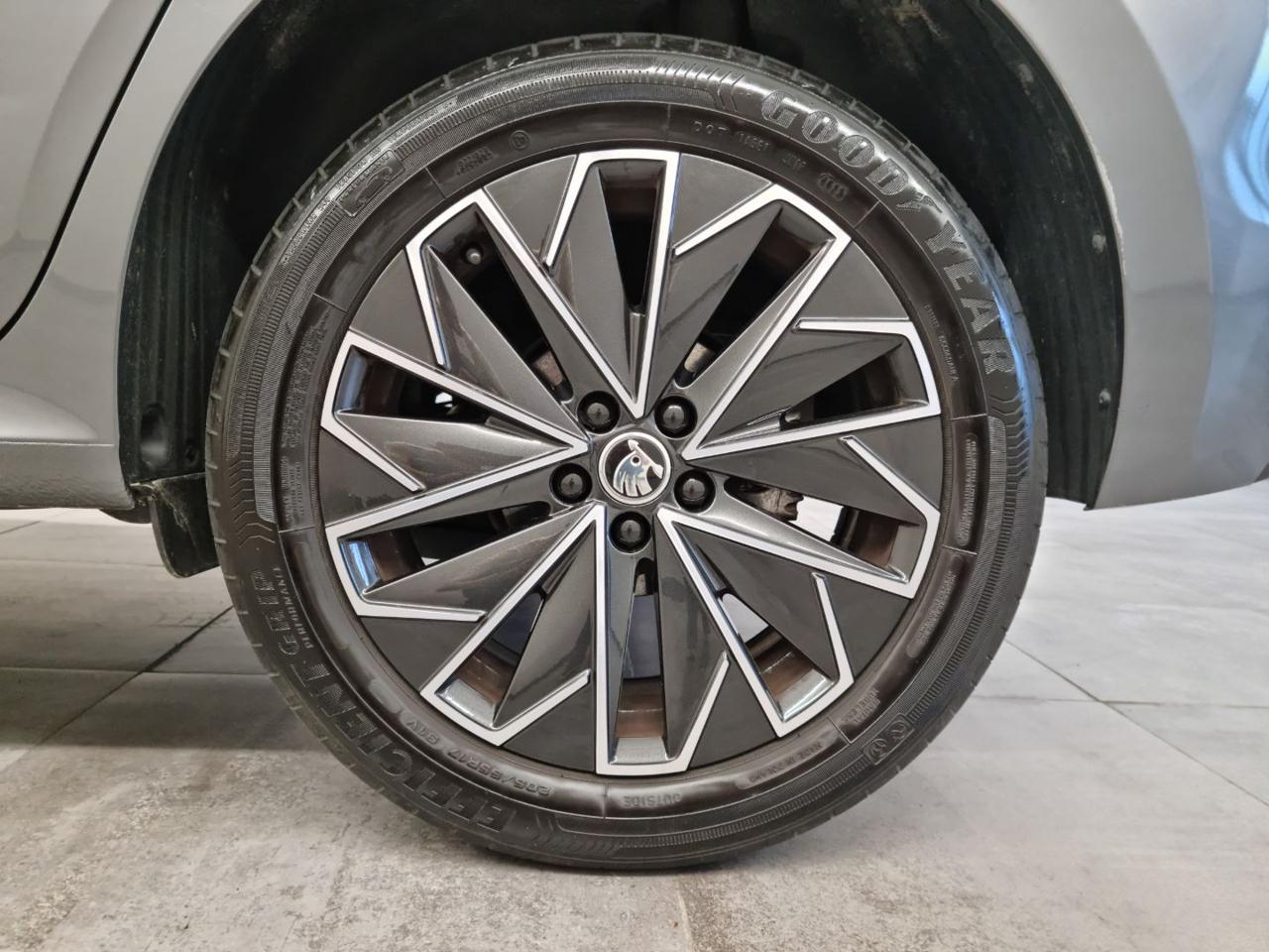 SKODA Kamiq 1.5 TSI ACT DSG Black Dots - 16