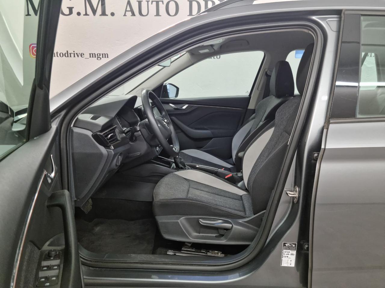 SKODA Kamiq 1.5 TSI ACT DSG Black Dots - 10