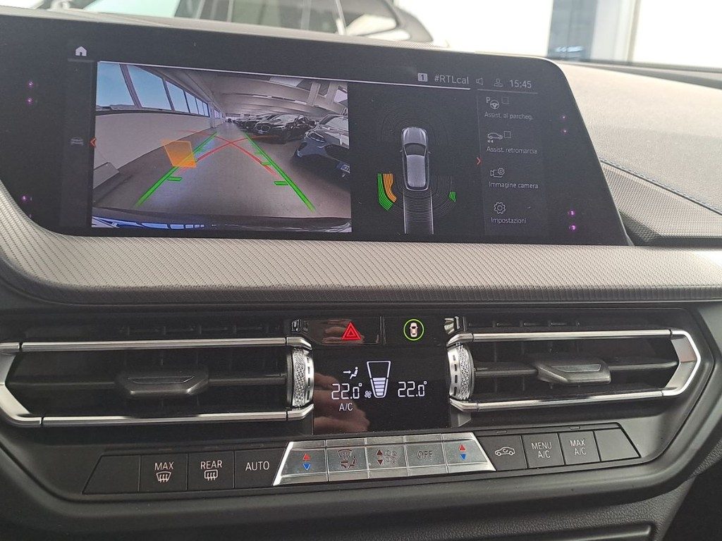 BMW M135 i xDrive Aut. + Tetto apr. - 12