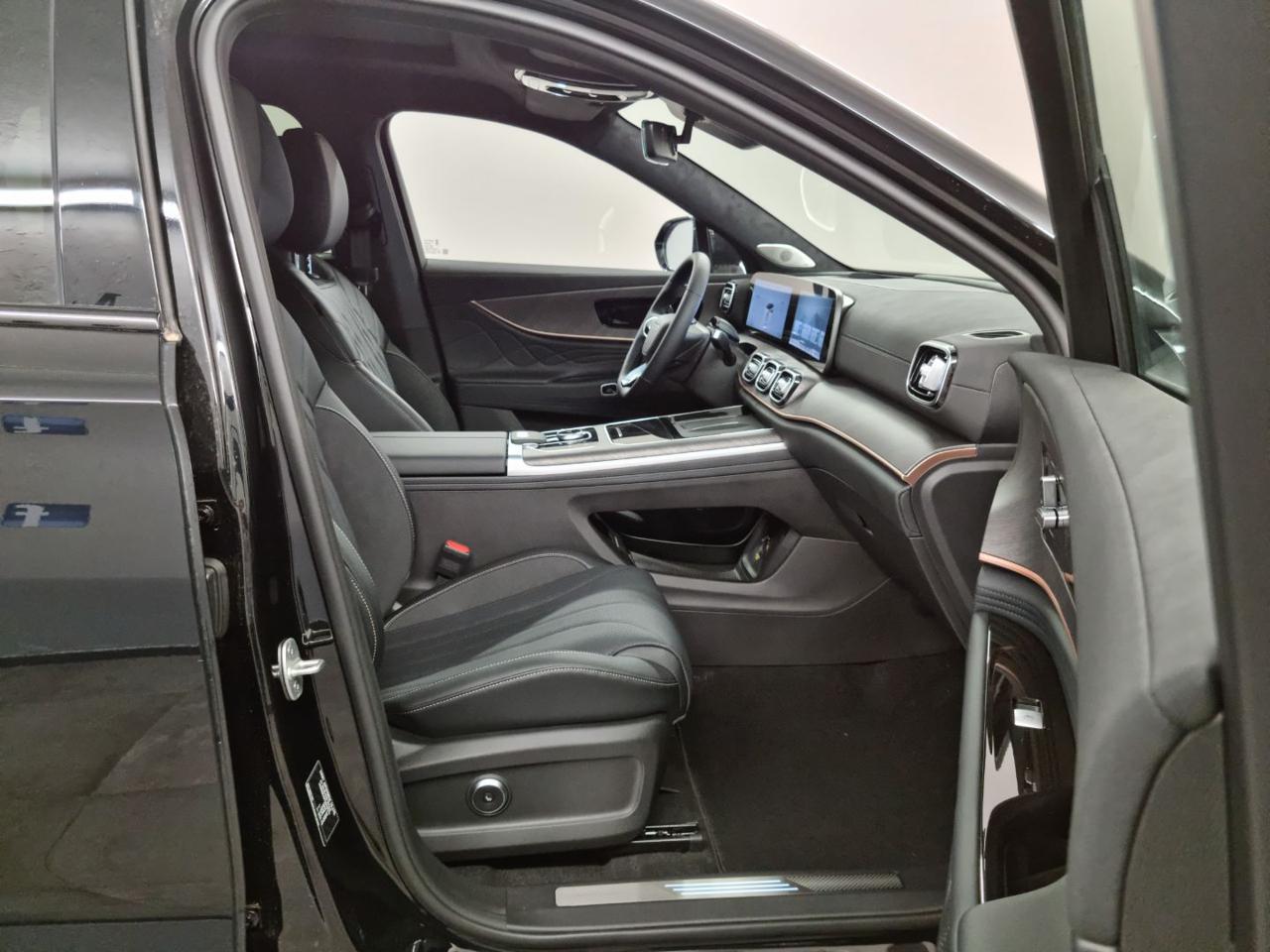 JAECOO 8 SHS-P Super Hybrid Plug-in AWD 428 CV - 10