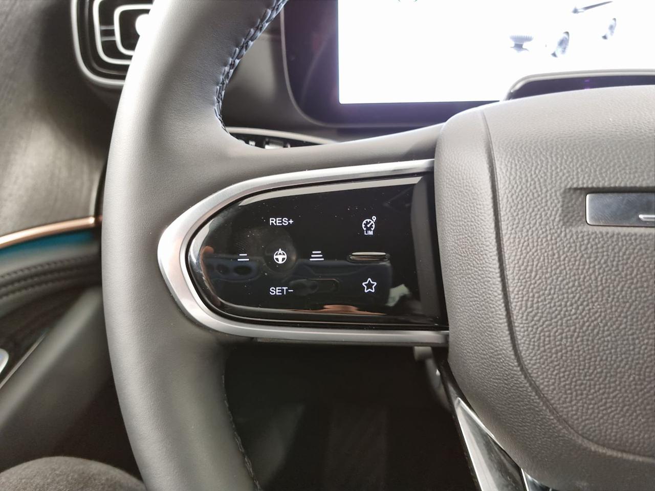 JAECOO 8 SHS-P Super Hybrid Plug-in AWD 428 CV - 28