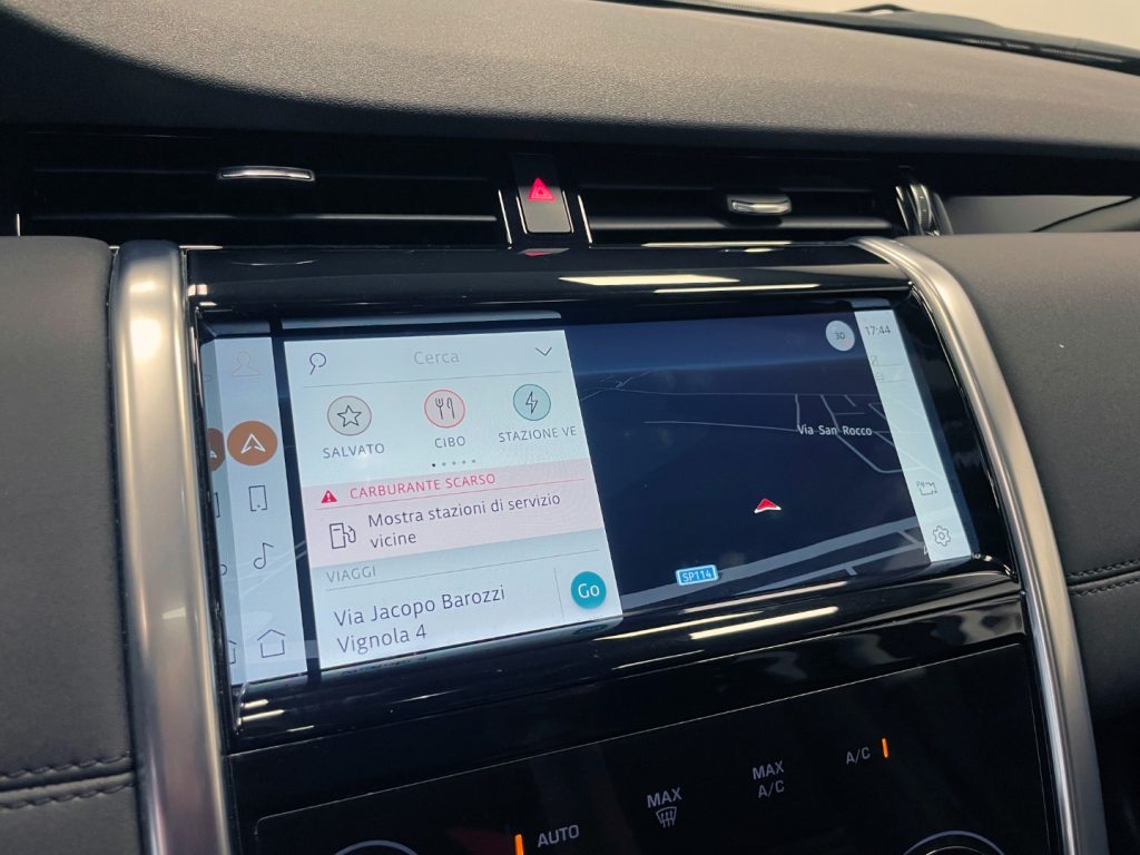 LAND ROVER Discovery Sport 2.0 MHEV R-DYNAMIC AWD 200CV AUTO - 24
