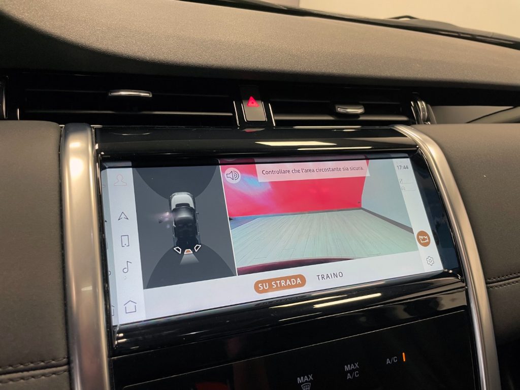 LAND ROVER Discovery Sport 2.0 MHEV R-DYNAMIC AWD 200CV AUTO - 27