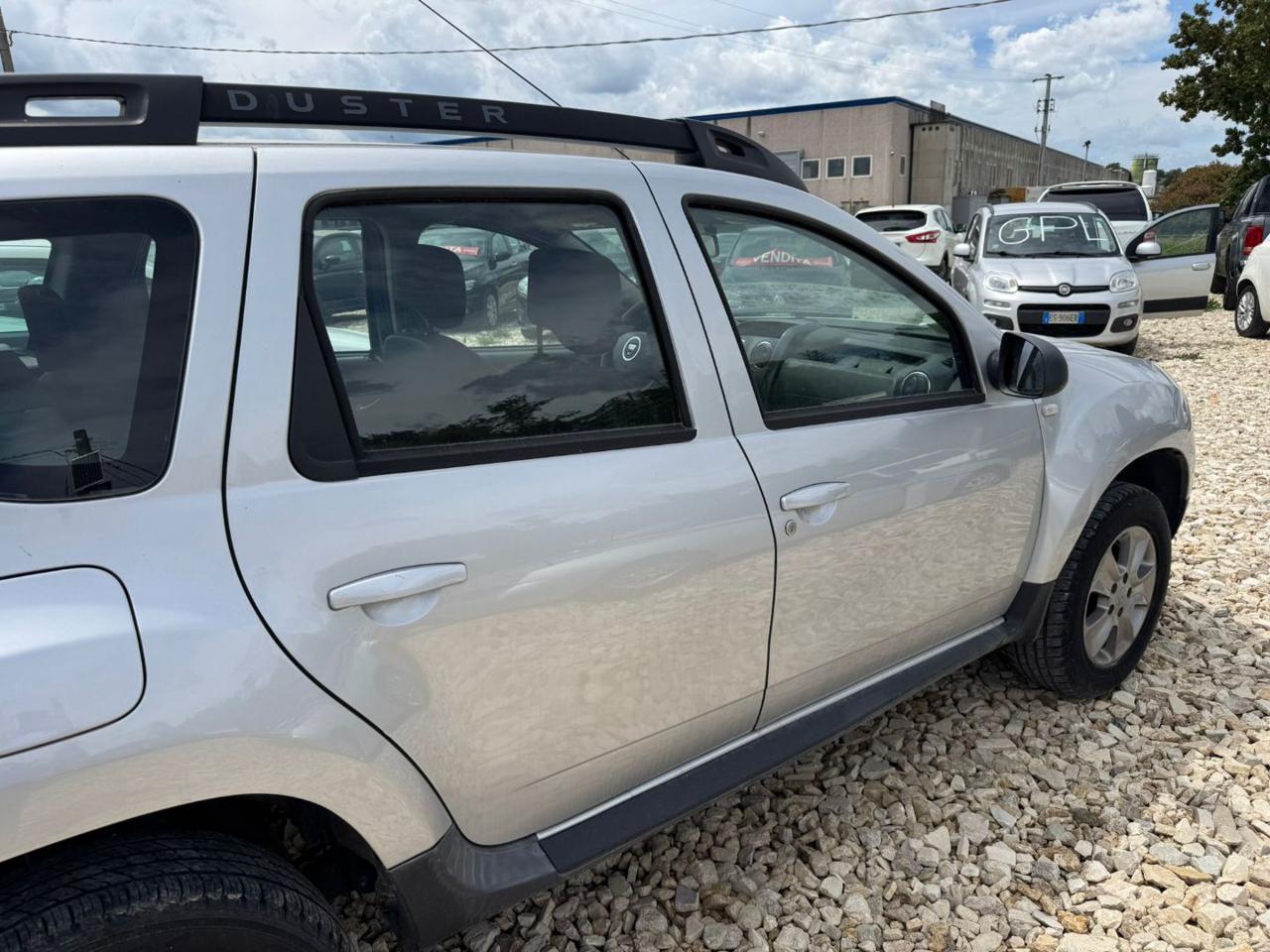 DACIA Duster 1.6 110CV 4x2 GPL Ambiance - 4