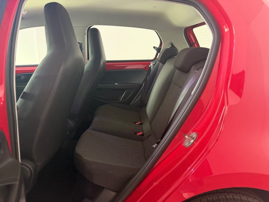 VOLKSWAGEN up! 1.0 5p. move up! BlueMotion Technology - 6