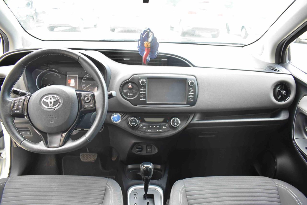 TOYOTA Yaris 1.5 Hybrid 5 porte Active - 12