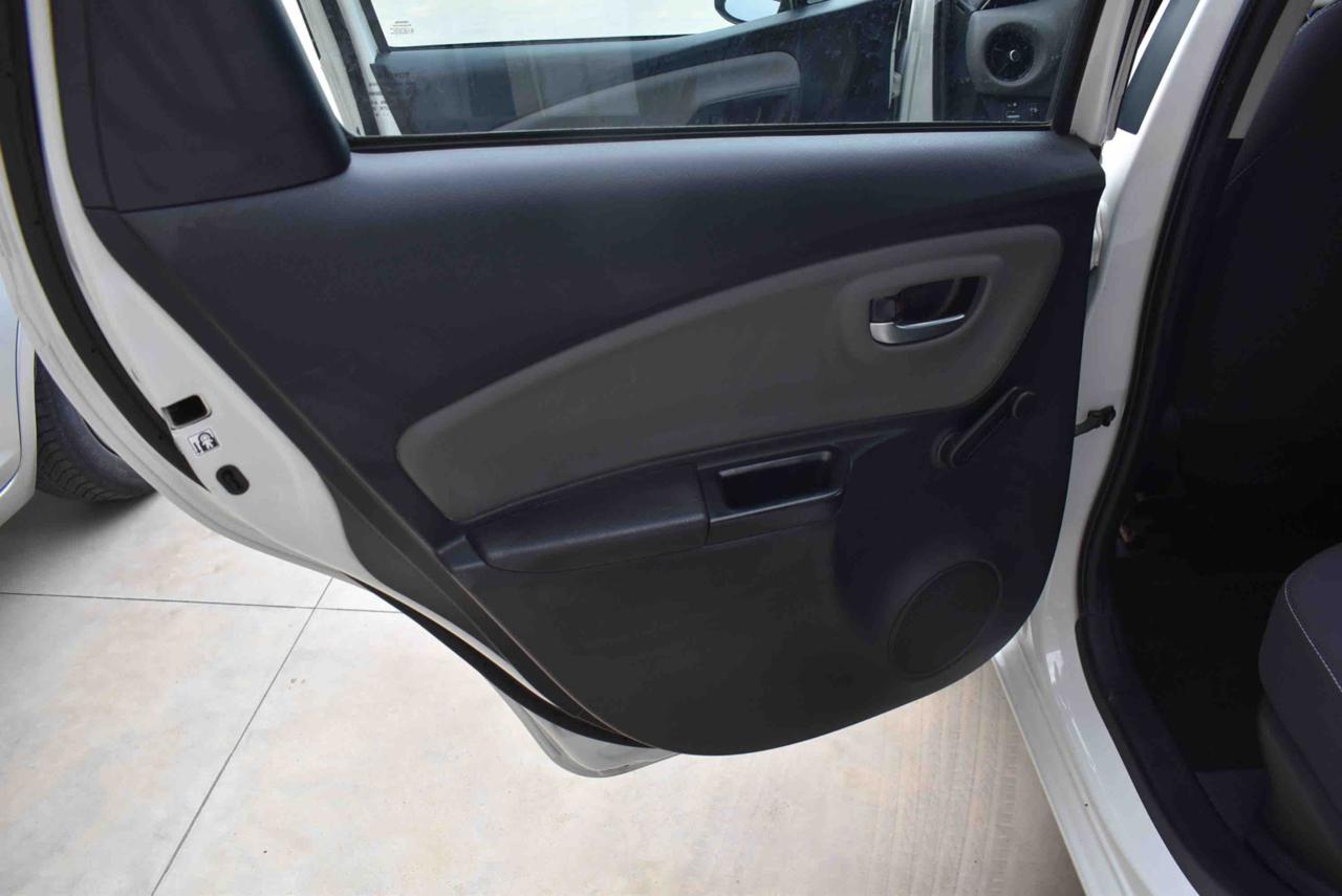 TOYOTA Yaris 1.5 Hybrid 5 porte Active - 10