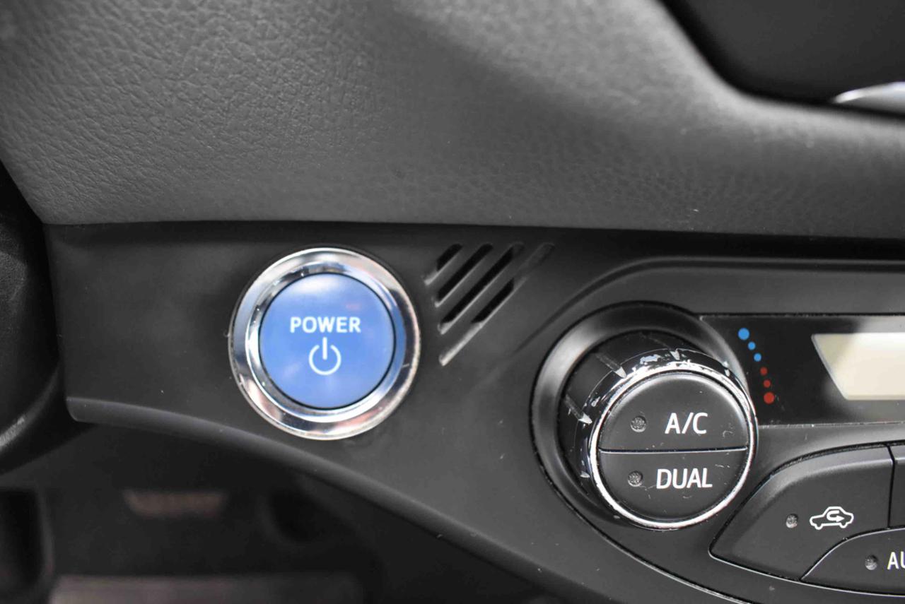 TOYOTA Yaris 1.5 Hybrid 5 porte Active - 16
