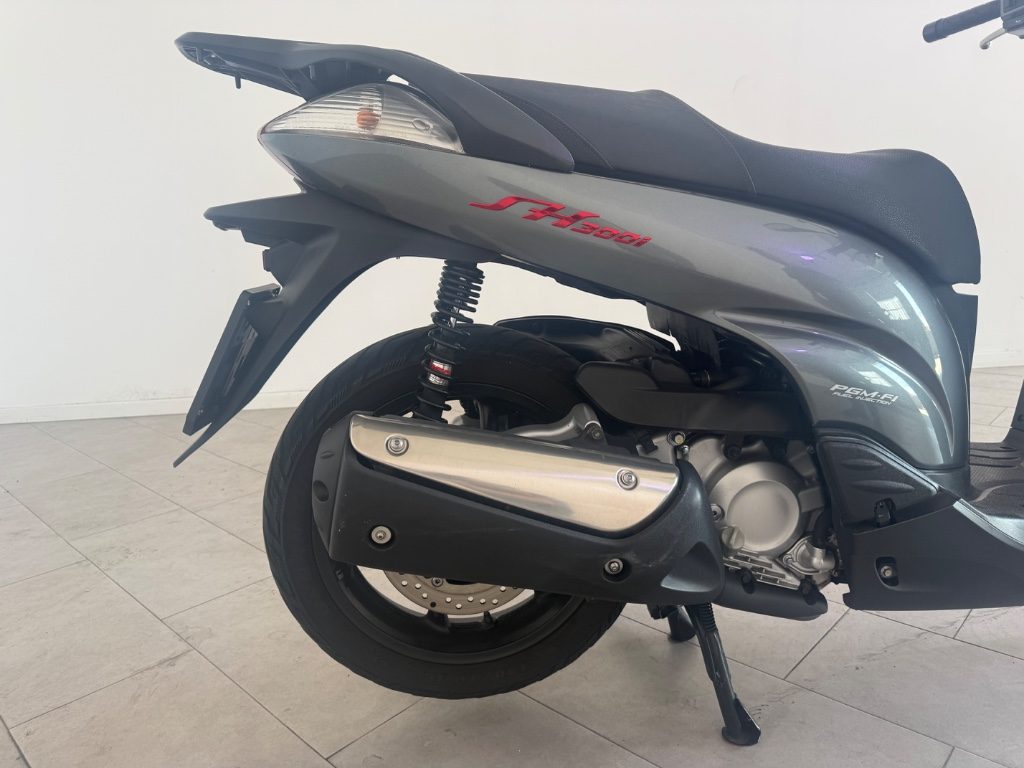 HONDA SH 300 i SH 300I - 5