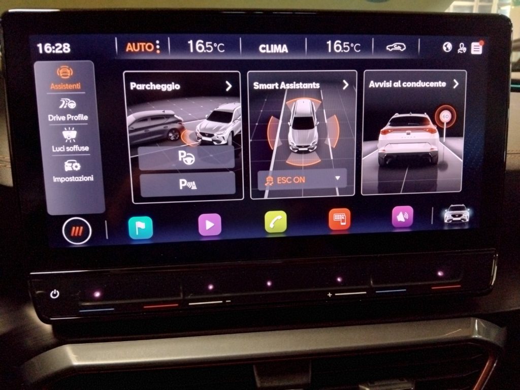 CUPRA Formentor 1.5 TSI DSG 19 VIDEO C/GRIMALDI SPECIAL DAY - 32