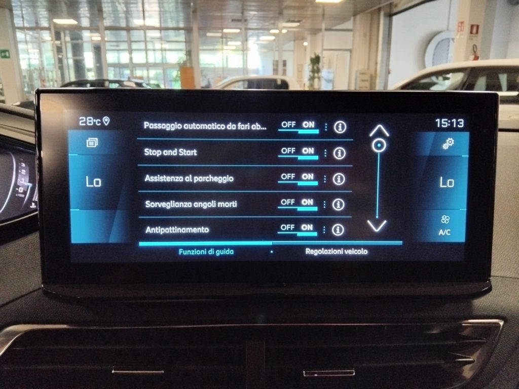 PEUGEOT 3008 BlueHDi 130 EAT8 Allure Pack VIDEO GRIMALDI SP.DAY - 24