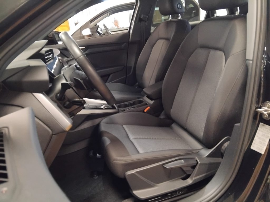 AUDI A3 SPORBACK 40 E TFSI S tr. Business GRIMALDI SP.DAY - 14