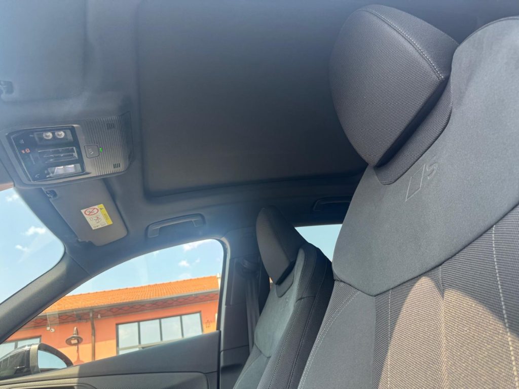 AUDI Q3 TFSI 110 kW mHEV S tronic S Line edition - 12