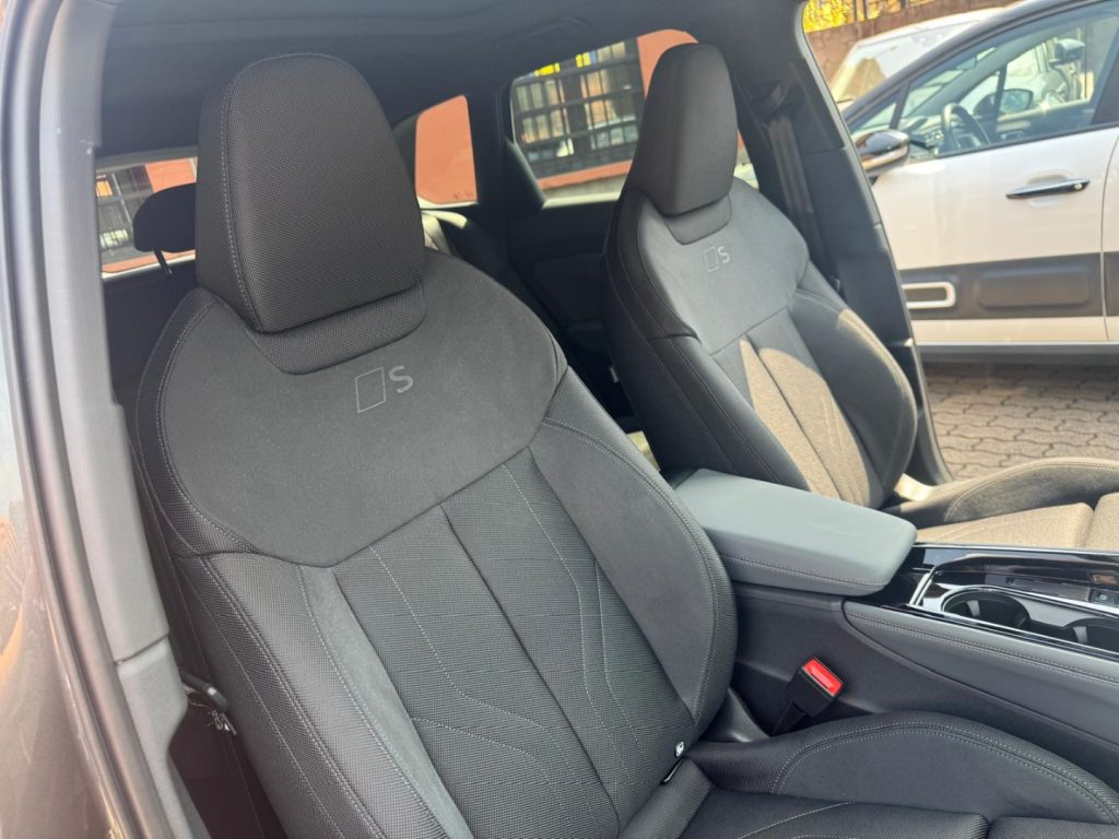 AUDI Q3 TFSI 110 kW mHEV S tronic S Line edition - 17