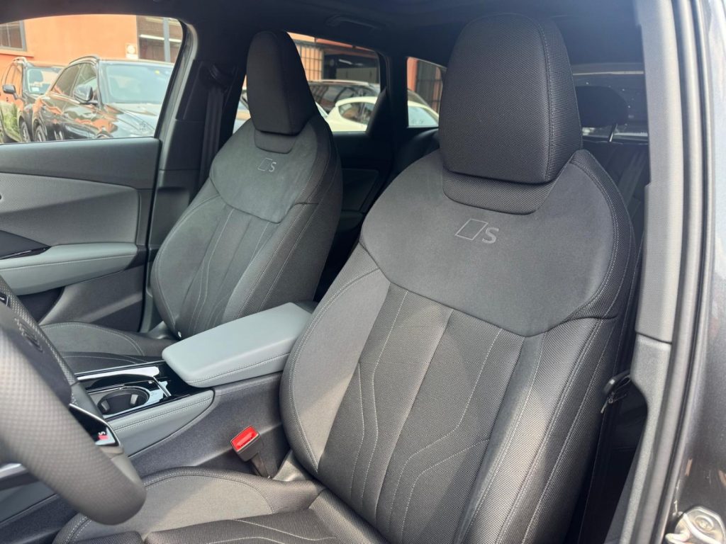 AUDI Q3 TFSI 110 kW mHEV S tronic S Line edition - 16