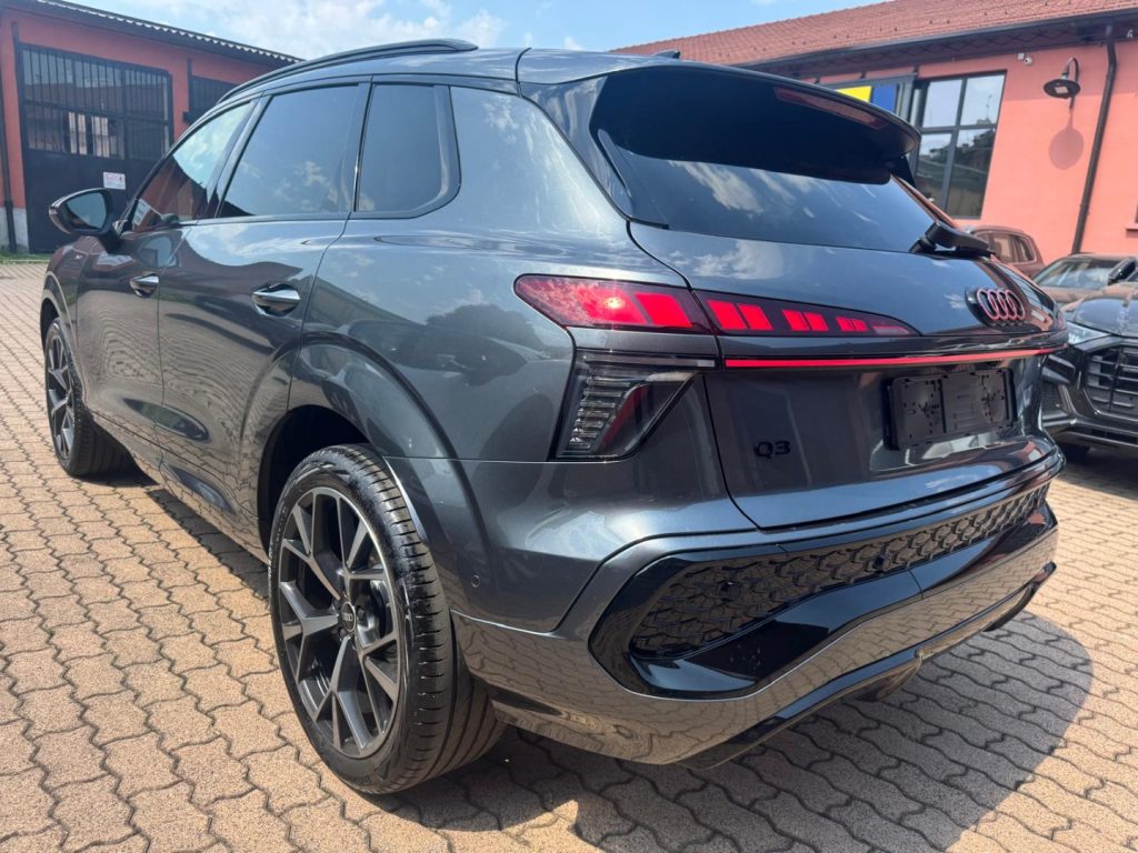 AUDI Q3 TFSI 110 kW mHEV S tronic S Line edition - 7