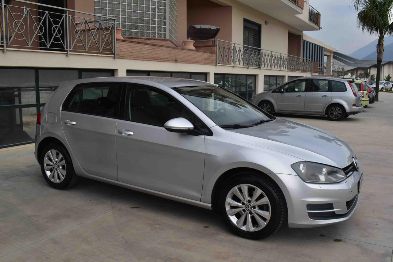 VOLKSWAGEN Golf 1.2 TSI 105 CV 5p. Comfortline BlueMotion Technolo - 4