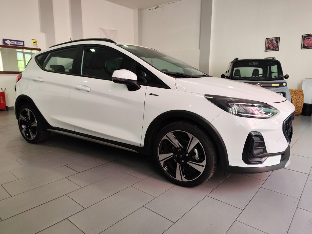 FORD Fiesta usata in vendita da DLG Motors — foto 1 di 17