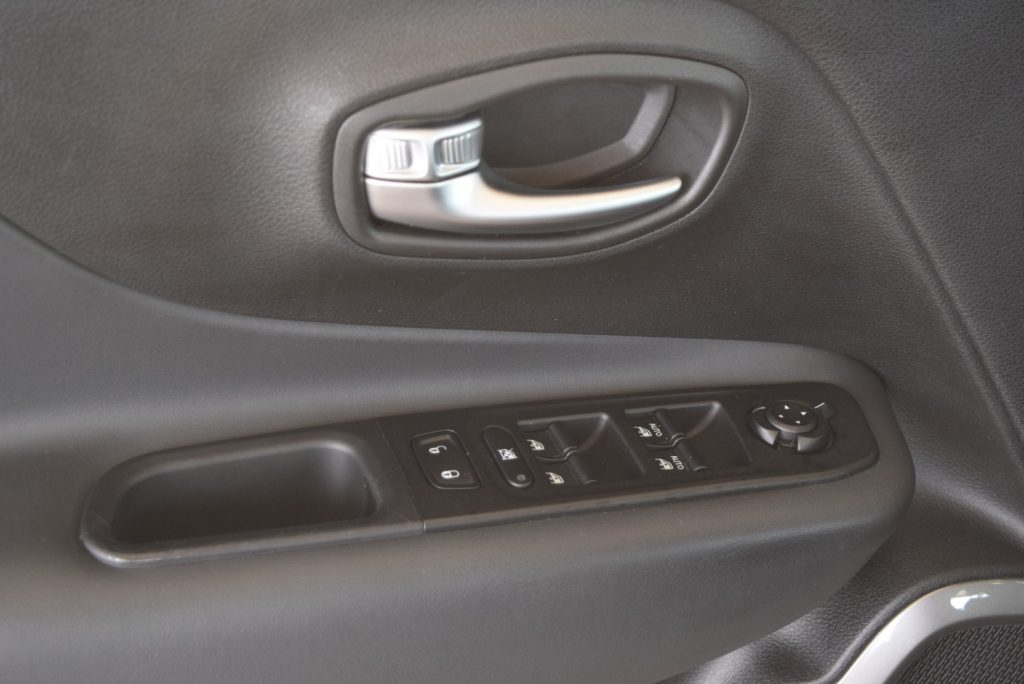 JEEP Renegade 1.3 T4 DDCT Limited AUTOMATICA 150CV - 18