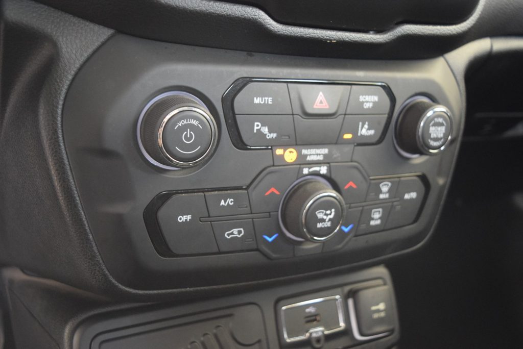 JEEP Renegade 1.3 T4 DDCT Limited AUTOMATICA 150CV - 17