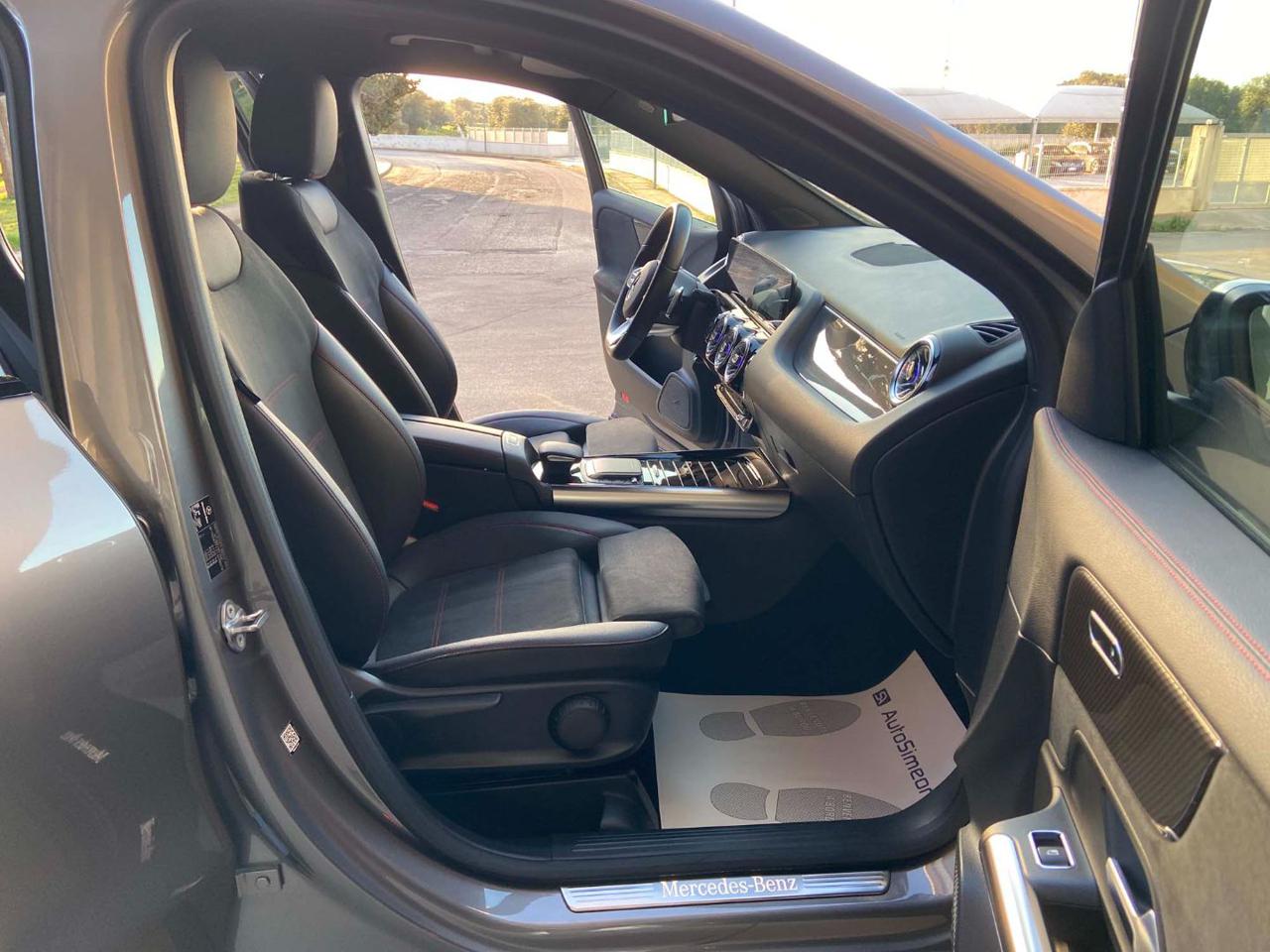 MERCEDES-BENZ GLA 200 d Automatic Premium Amg PACK NIGHT - 9