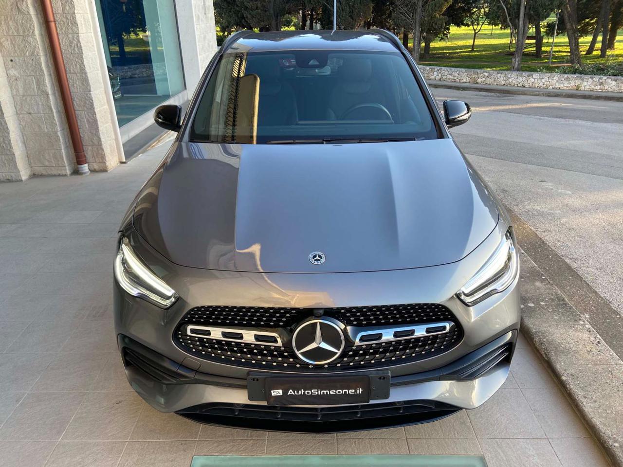 MERCEDES-BENZ GLA 200 d Automatic Premium Amg PACK NIGHT - 2