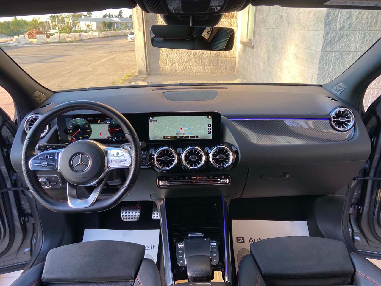 MERCEDES-BENZ GLA 200 d Automatic Premium Amg PACK NIGHT - 13