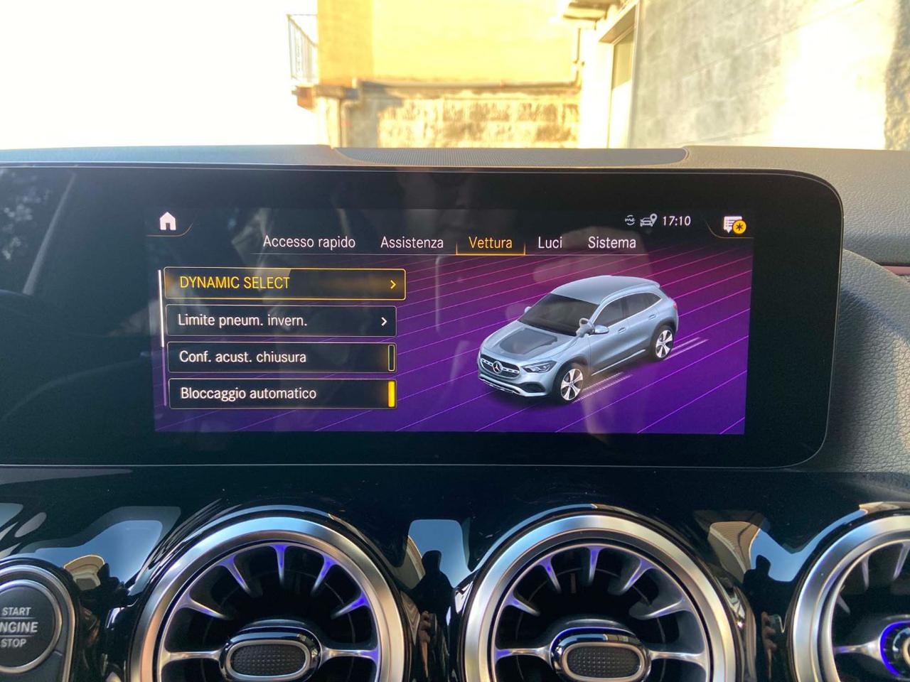 MERCEDES-BENZ GLA 200 d Automatic Premium Amg PACK NIGHT - 48