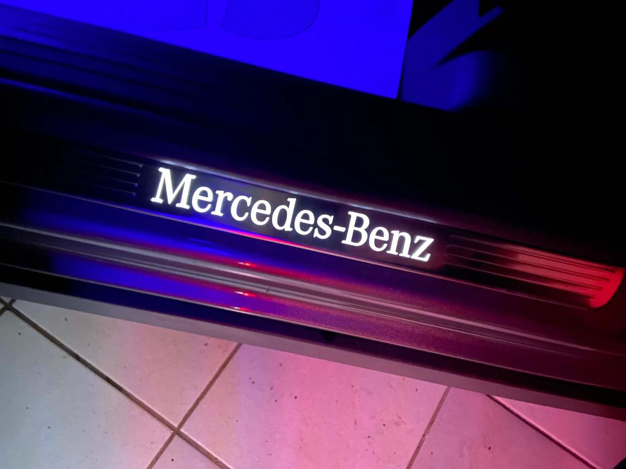 MERCEDES-BENZ GLA 200 d Automatic Premium Amg PACK NIGHT - 20