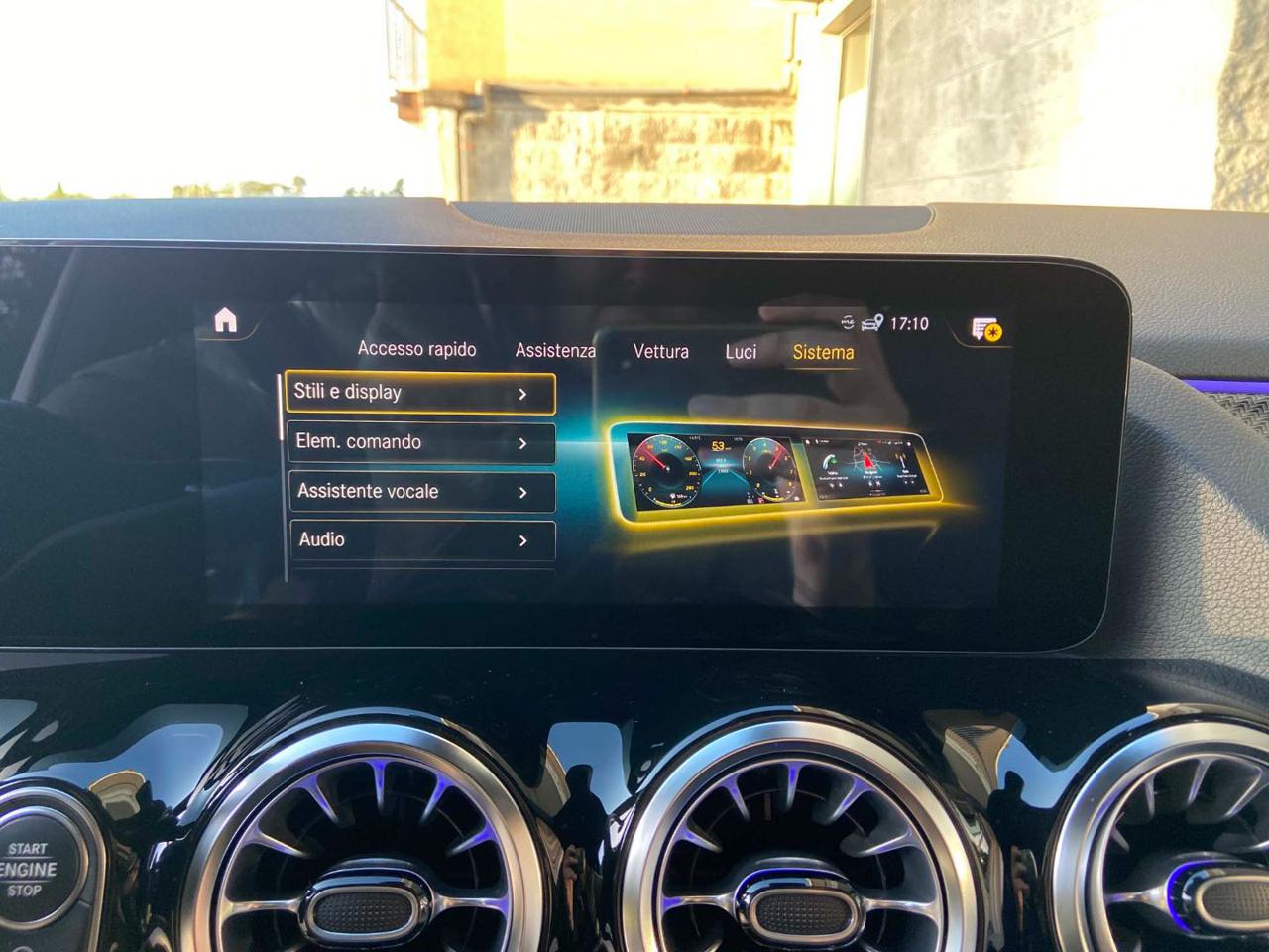 MERCEDES-BENZ GLA 200 d Automatic Premium Amg PACK NIGHT - 47