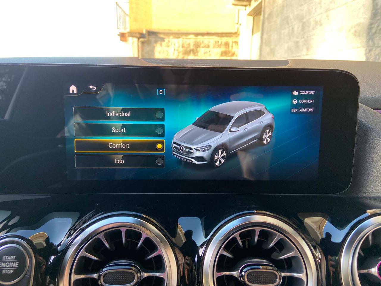 MERCEDES-BENZ GLA 200 d Automatic Premium Amg PACK NIGHT - 41
