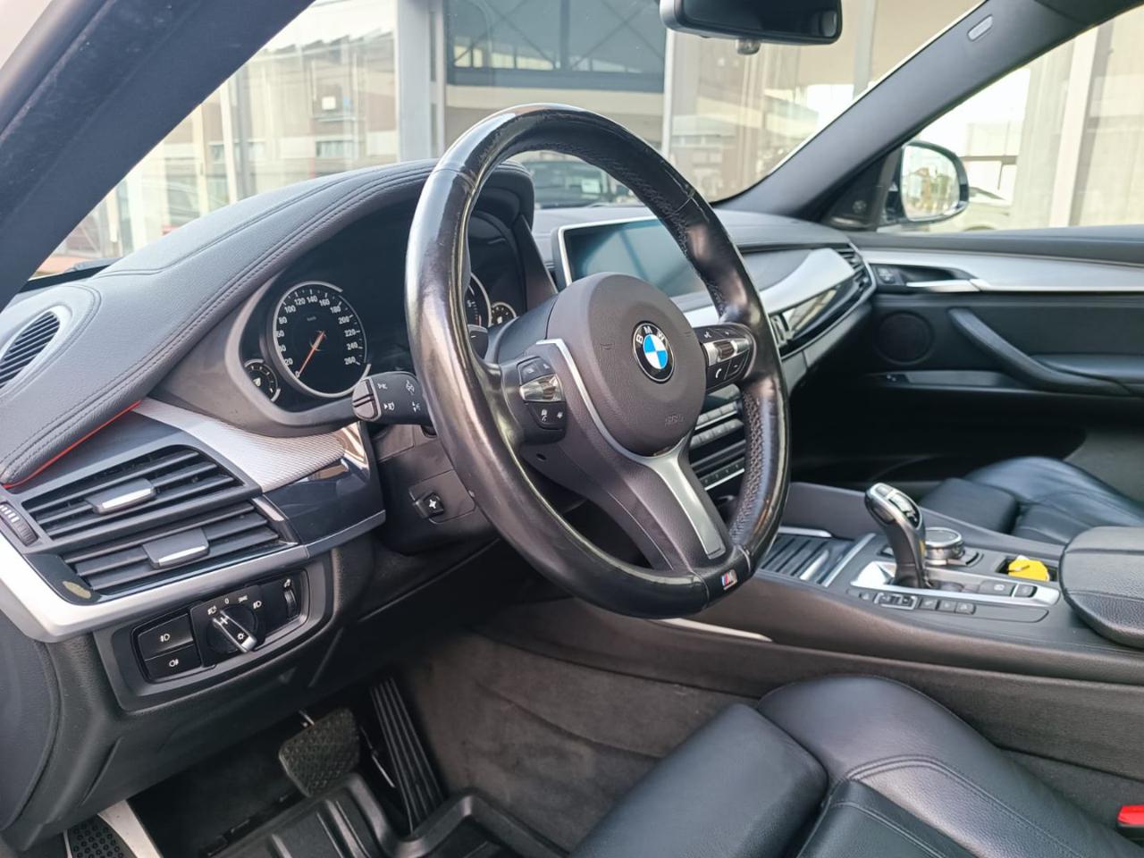 BMW X6 xDrive30d 258CV Msport - 9