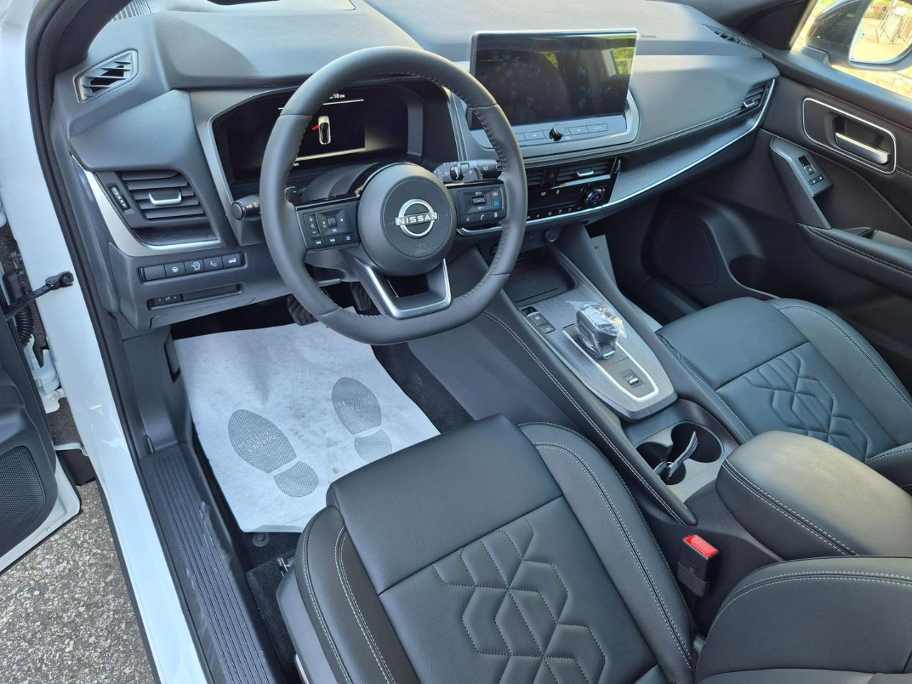 NISSAN Qashqai MHEV 158 CV Xtronic Tekna - 10