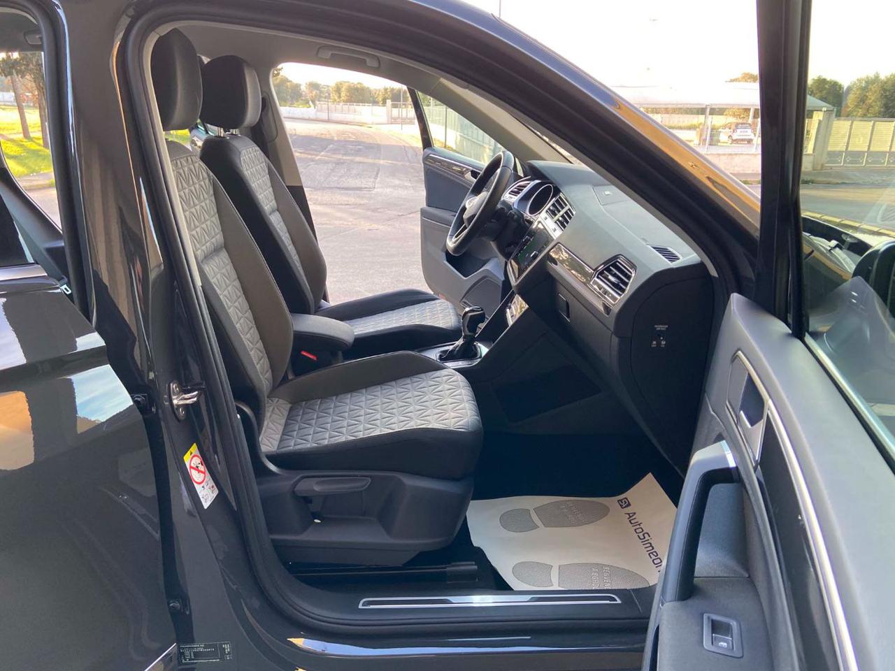 VOLKSWAGEN Tiguan 2.0 TDI 150 CV SCR DSG Life - 9