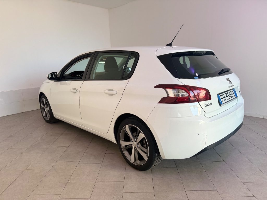 PEUGEOT 308 PureTech Turbo 130 S&S GT Line - 11