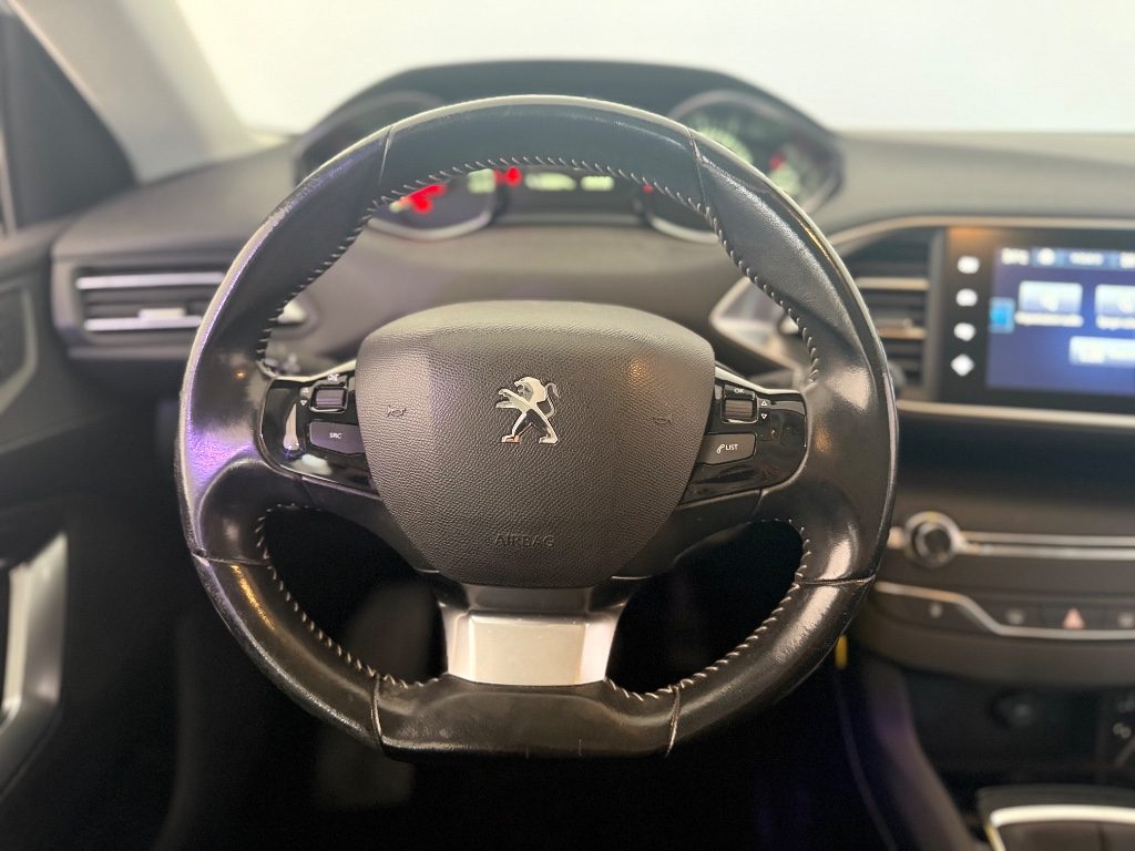 PEUGEOT 308 PureTech Turbo 130 S&S GT Line - 14