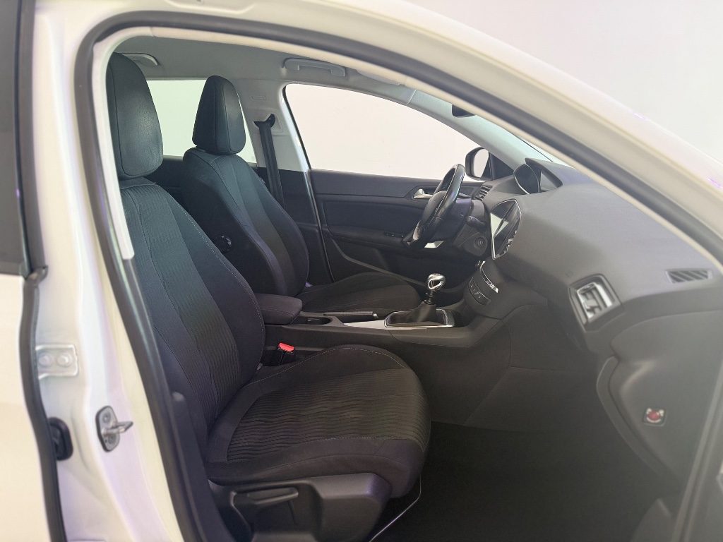 PEUGEOT 308 PureTech Turbo 130 S&S GT Line - 7