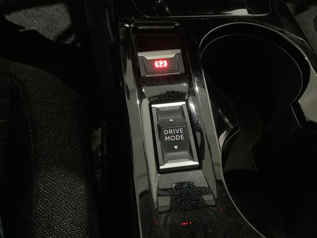 PEUGEOT 208 motore elettrico 136 CV 5 porte Active - 22