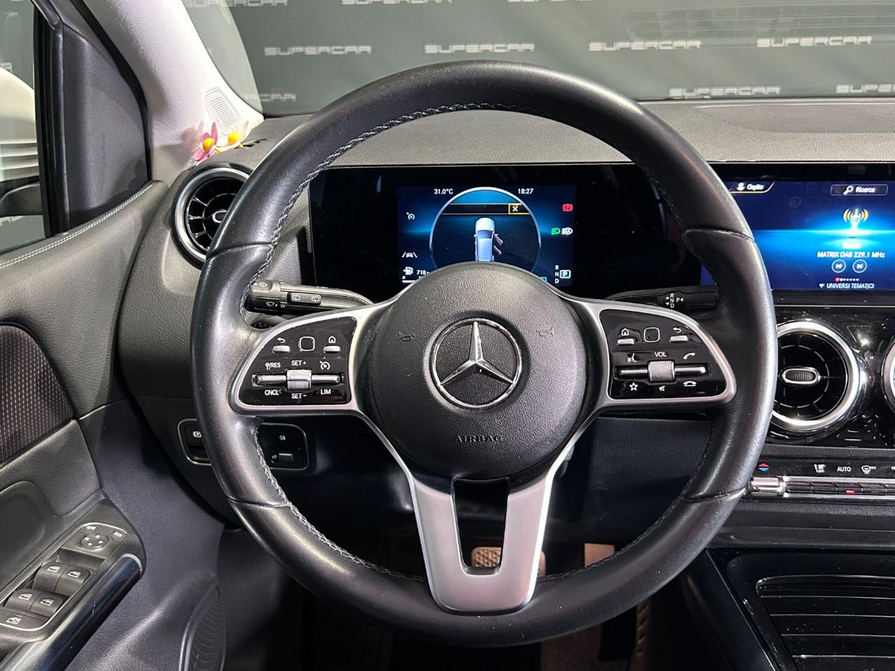 MERCEDES-BENZ B 200 d Automatic Sport - 11