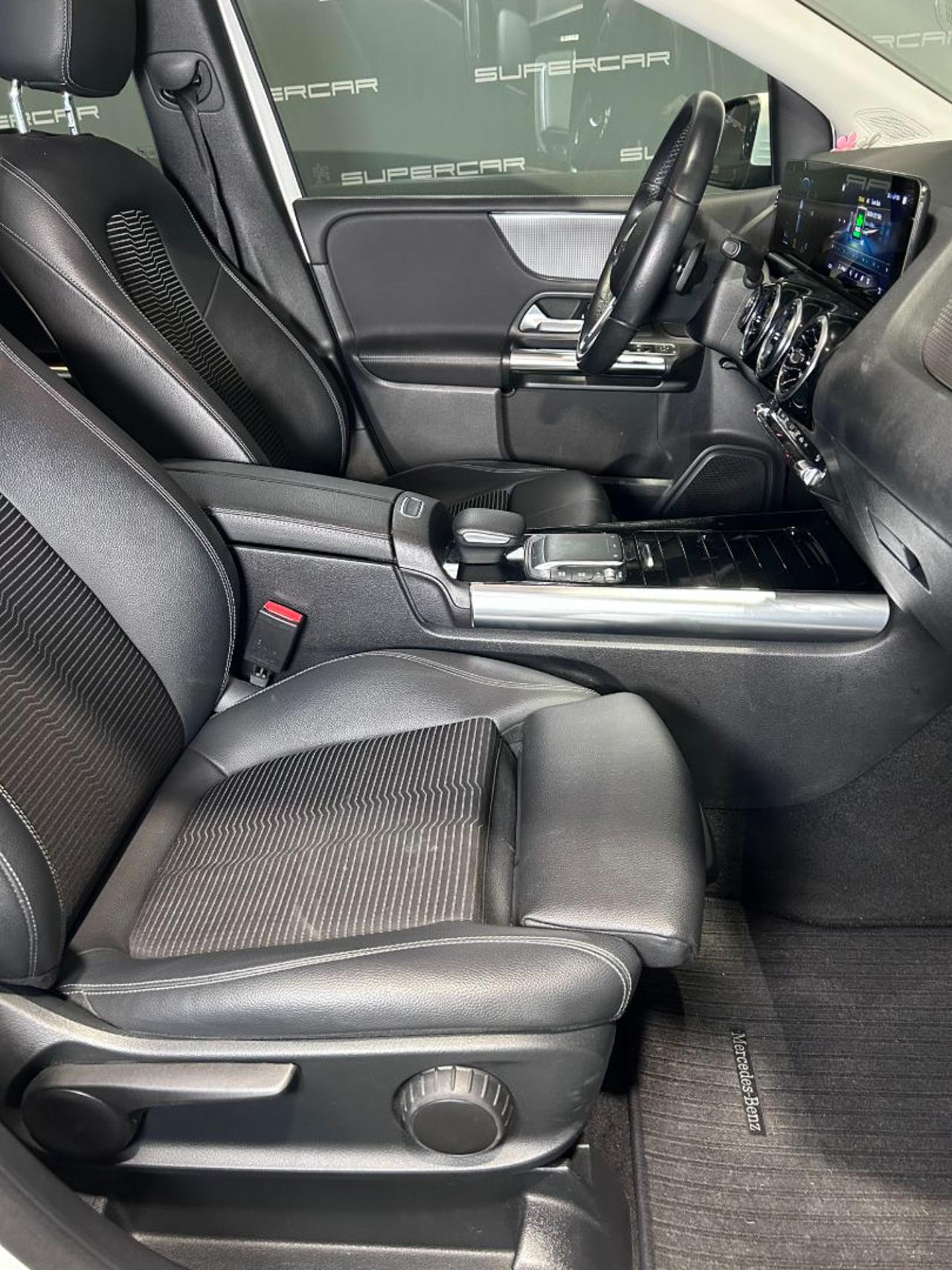 MERCEDES-BENZ B 200 d Automatic Sport - 12