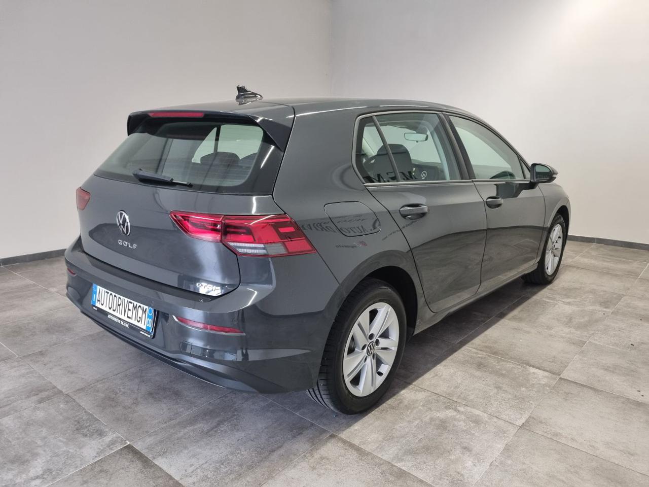 VOLKSWAGEN Golf 1.0 eTSI EVO DSG Life - 18