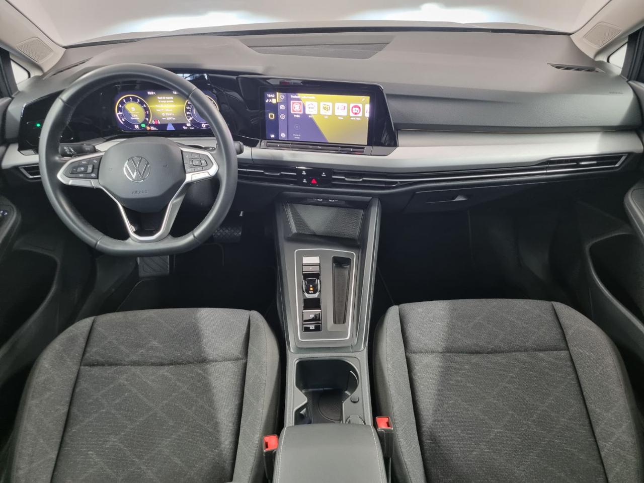 VOLKSWAGEN Golf 1.0 eTSI EVO DSG Life - 6