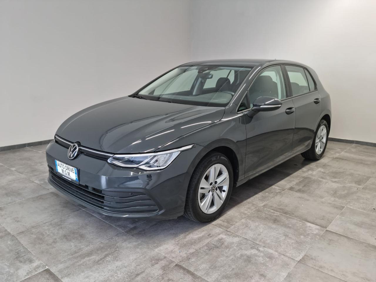 VOLKSWAGEN Golf 1.0 eTSI EVO DSG Life - 32